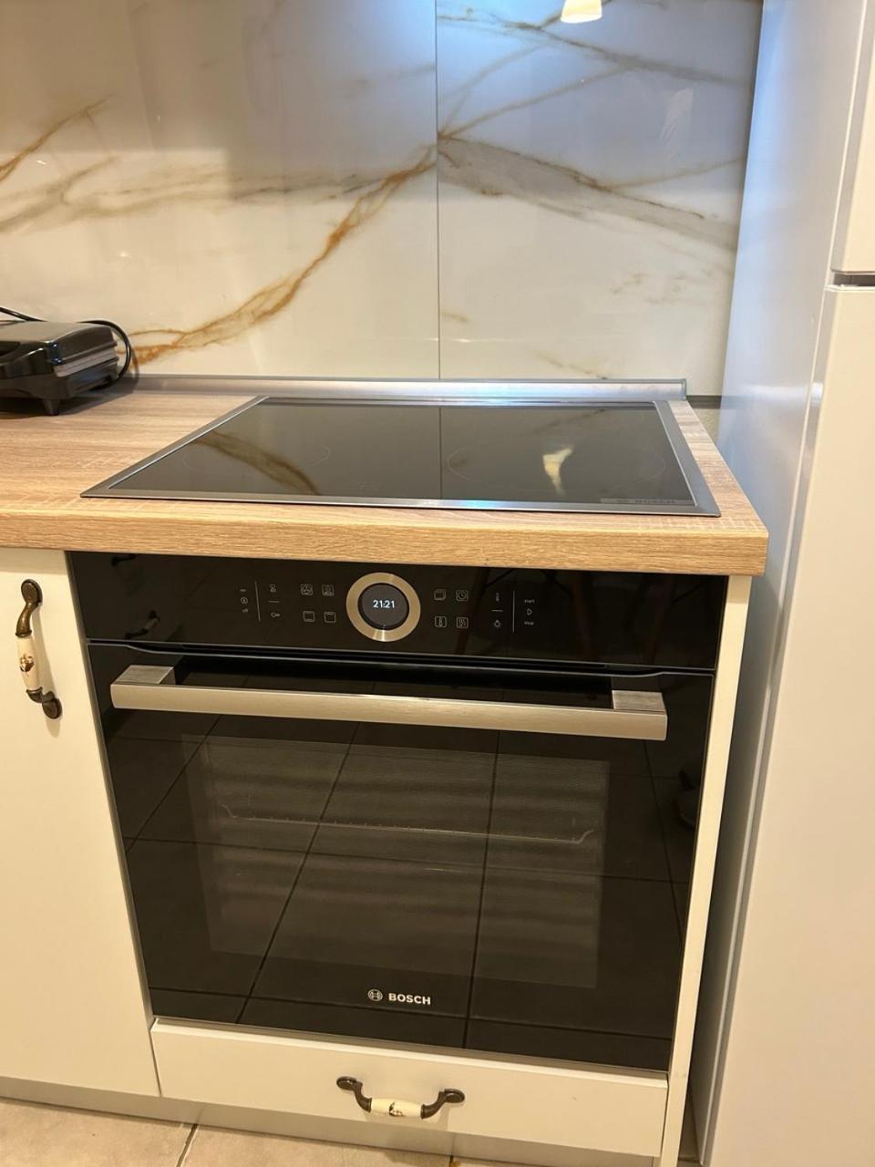 Apartment Host Spot